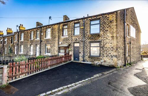 Modern Birkby Lodge Townhouse 2-3 bedroom options - Foto 1