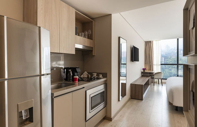 York Luxury Suites Medellín - Photo 25