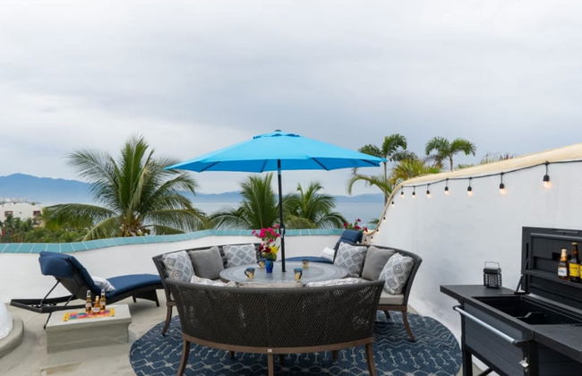 Ocean Front Penthouse Pool Sleeps 8 People - Foto 33