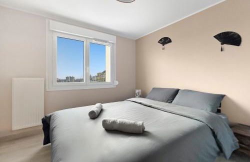 Appartement lumineux, épuré avec balcon et parking - Foto 18