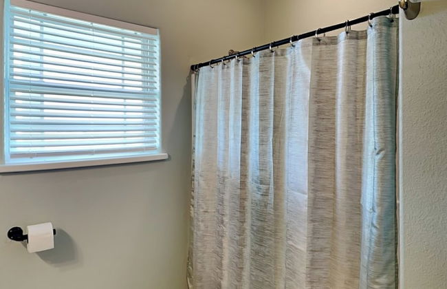 Papa's Place by Miss Kitty’s - Photo 32