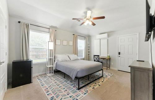 Cozy Studio Mins to JPS, Medical City, Historic District, Zoo, Water Garden - Foto 7