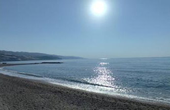 Castell Beach - Sea front - parking - swimming pool - Foto 30
