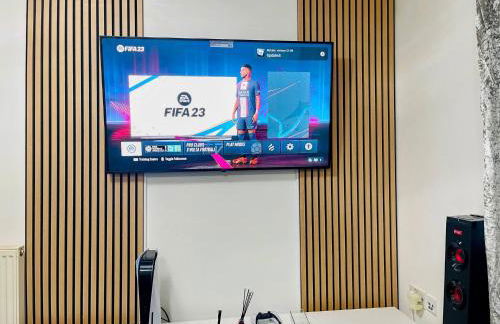 Contractor-Friendly 2BR Gem Wi-Fi Free Parking - Foto 11