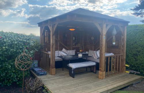 Stunning guest suite with private hot tub - Foto 14