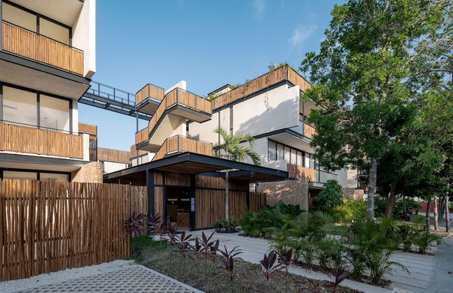 Two Bedroom Luxury Apartment by TuLuna - Photo 36