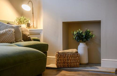 Stylish 3BR Townhouse Sleeps 6 Near City Centre - Foto 29