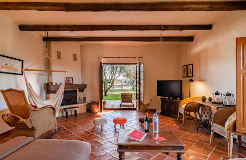 Casa com Piscina Privada em Palmela - Jardim & Estacionamento - Foto 1