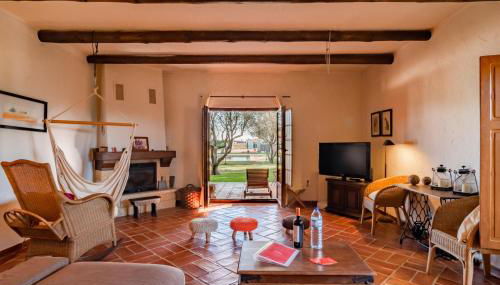 Casa com Piscina Privada em Palmela - Jardim & Estacionamento - Foto 1