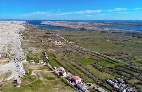 Gorgeous Apartment In Stara Vas - Photo 12