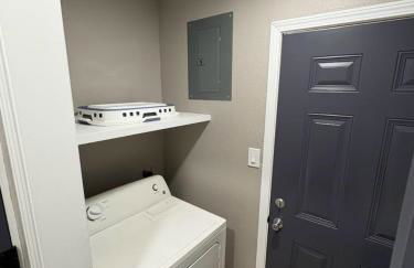 3 BR 3 Bath Airport SpaceX LNG WashDry Private Yard Deck Pets - Foto 13