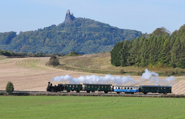 House With the Pool and Fenced Garden, Great View at Trosky Castle - Photo 33