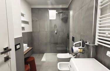 Twentythree Luxury Apartment - Photo 24