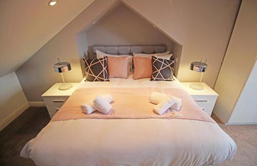 Queens Road - Luxury Spacious Home in Chester - Photo 28