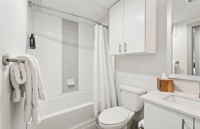 Sentral East Austin at 1630 E. Sixth - Photo 23