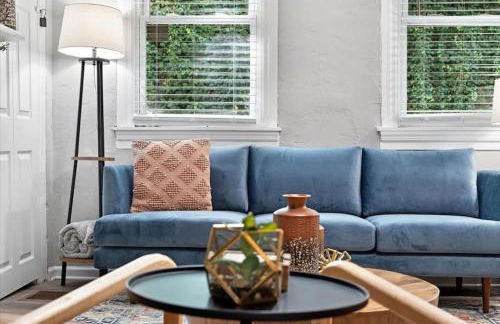 Cozy Southside Pitt home w/ Pool Table +Yard - Foto 15