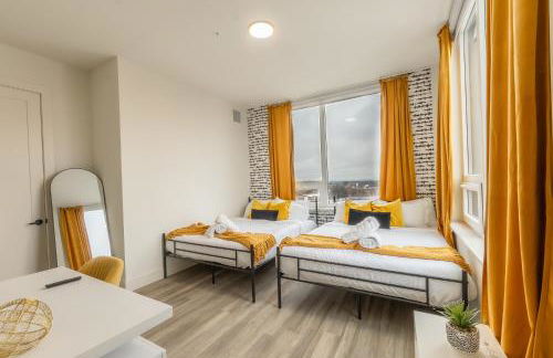 Bright and Bold Escape with NYC Views and Free Parking, Sleeps 9 and 2 Baths - Foto 20