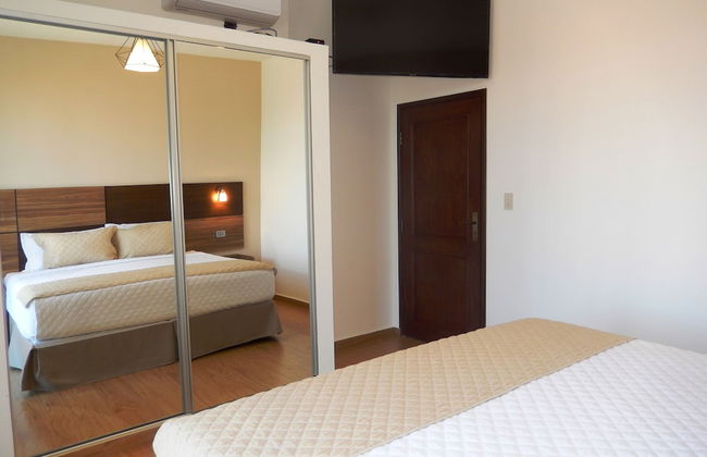 Premium Suites Deluxe Aparthotel Equipetrol - Photo 20