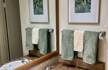 Peaceful Desert Retreat Mountain View Studio Condo Indian Wells - Foto 4