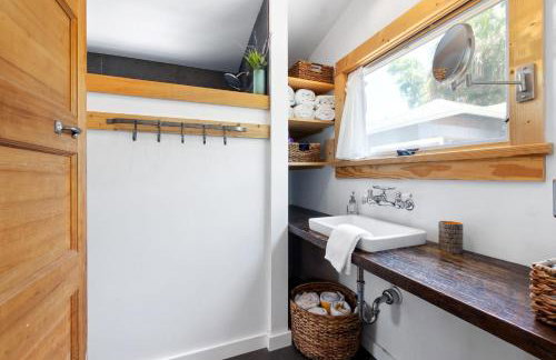 Cape Keepers Cottage - Lighthouse Park - Photo 17