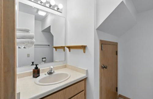 Relaxing Busy Bee C-7 by Simple Life Rentals - Foto 42