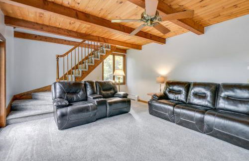 Milton Hidden Gem with Pool, Hot Tub and Fireplace! - Foto 5