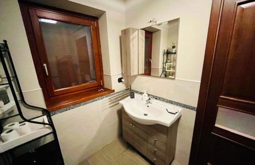 Incantevole Appartamento con Giardino - Garage Privato e Free Wifi - Photo 16