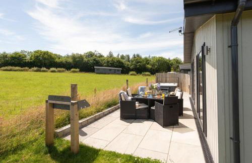 Forget Me Not Lodge - Hot Tub and Free Parking - Foto 16