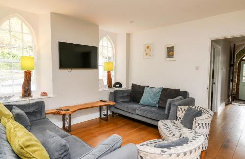 Upper Vestry - Photo 4