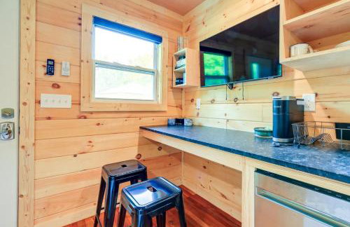 Cozy Hikers Hideaway Steps From Creeper Trail! - Foto 9