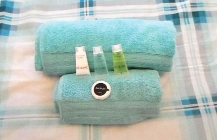 2 Bed Semi - Sleeps 4 - Private Garden & Parking - Quiet Cul De Sac Location - Dog Friendly - Fast Wifi - Close to Motorway Access - Foto 17