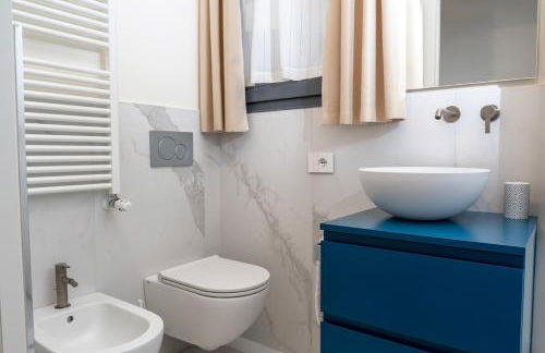 Porta Venezia Stylish Haven - Photo 12