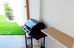 Modern BohoTropical apartment with terrace - Foto 10