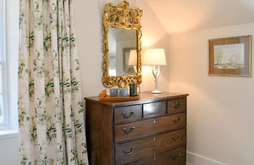 The Garden Suite - Photo 9