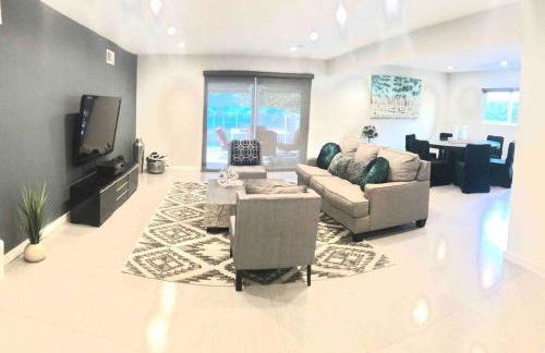 Luxury house pool & Spa 10 mins from Hollywood & Universal Studios - Foto 32