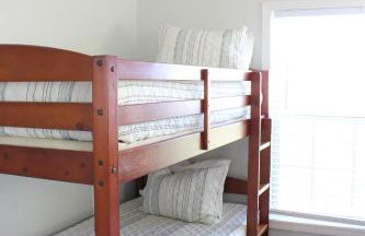 Beach Getaway at 2 Pelicans Walk to the Water - Foto 26