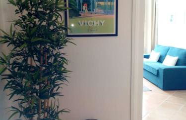 Le Petit Appart au coeur de Vichy - Foto 3