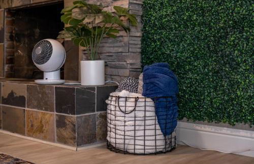 MtnCity Views 4BR Firepit FamilyRetreat NearUNR - Foto 73