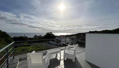 Charming house with garden in Angra do Heroísmo - Photo 2