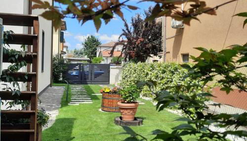 Suite moderna a due passi dal centro - Foto 5, Garden, Garden view