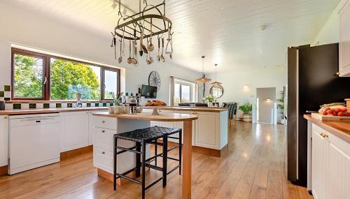 6 Bed in Hersham oc-t29211 - Foto 2, Other