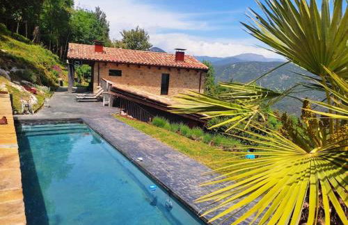 Masía La Garrotxa - Photo 1