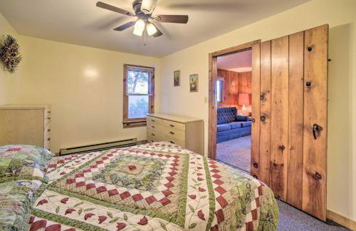 Riverfront Escape with Dock 19 Mi to Saratoga! - Foto 15