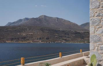 Yerma Suites Limeni - Photo 26
