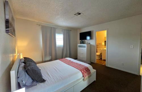 2 bed 2 bath downtown vegas near the strip - Foto 7