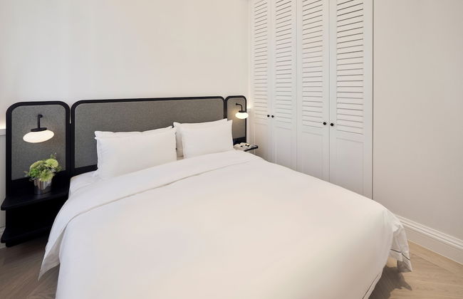 OPARTMENT The Far Eastern Hotel - People's Square - Photo 18