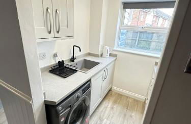 Home for 4 In rural Stoke prior 5 mins off the M5 - Foto 4