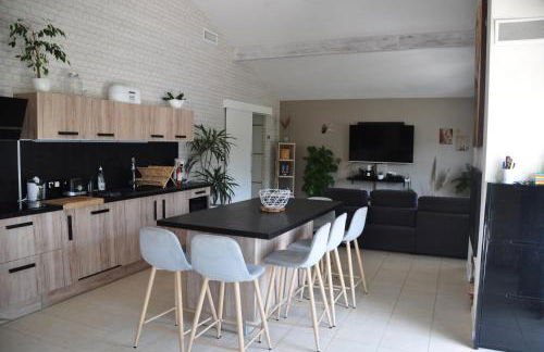 Maison avec piscine, jaccuzi, hammam à 800 m du lac - Foto 14