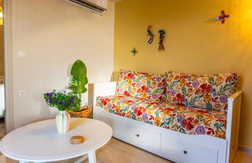 Savina Seafront Home - Photo 9