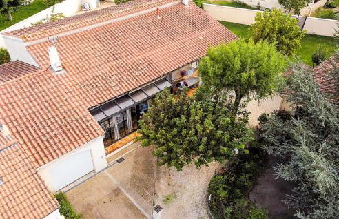 Awesome Home In Pierrelatte With Wifi - Foto 2